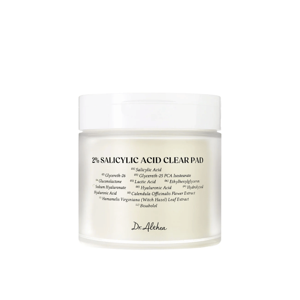 Produktbild av Dr. Althea 2% Salicylic Acid Clear Pad på vit bakgrund. Exfolierande pads för aknebenägen och fet hud med salicylsyra och lugnande ingredienser.