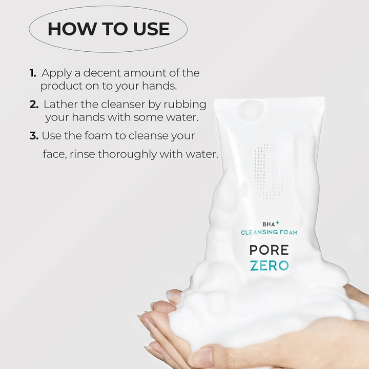 Instruktionsbild som visar hur Be The Skin BHA+ Pore Zero Cleansing Foam används steg för steg. Produkten visas tillsammans med rikligt skum för att framhäva den mjuka och löddrande rengöringen.