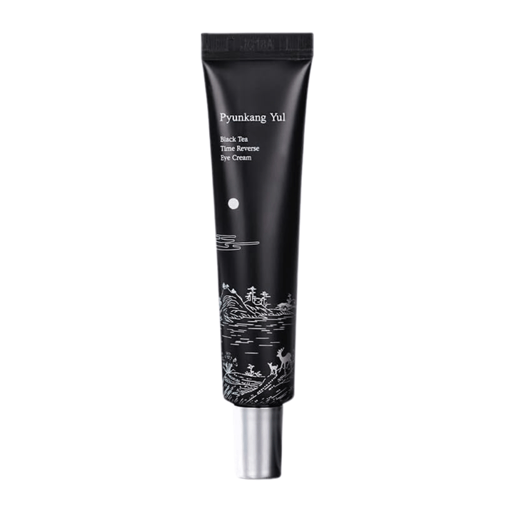 Pyunkang Yul Black Tea Time Reverse Eye Cream 25 ml i svart tub med fermenterat svart te, peptider och återfuktande ingredienser för ögonområdet.