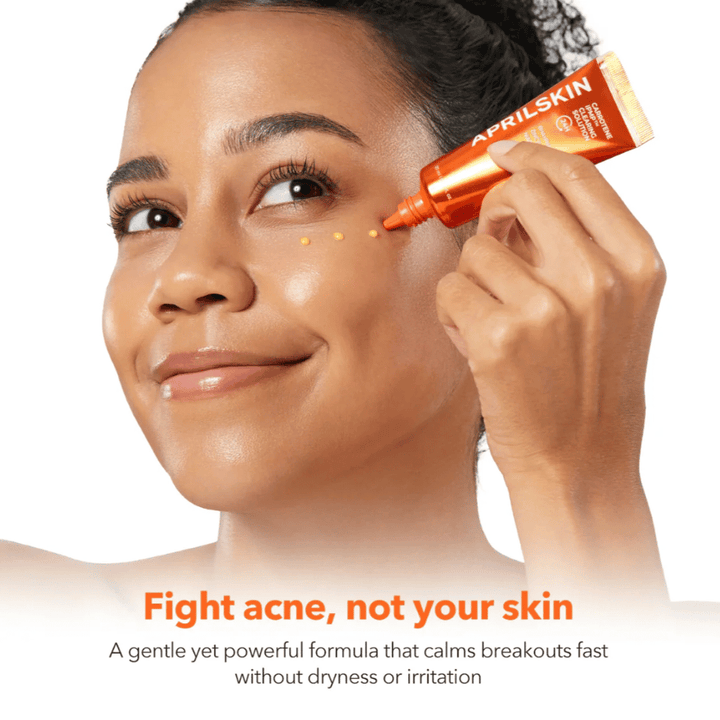 APRILSKIN Carrotene IPMP Clearing Solution appliceras som punktbehandling mot akne och finnar, lugnande formula med BHA, PHA, zink och niacinamid för oren hud