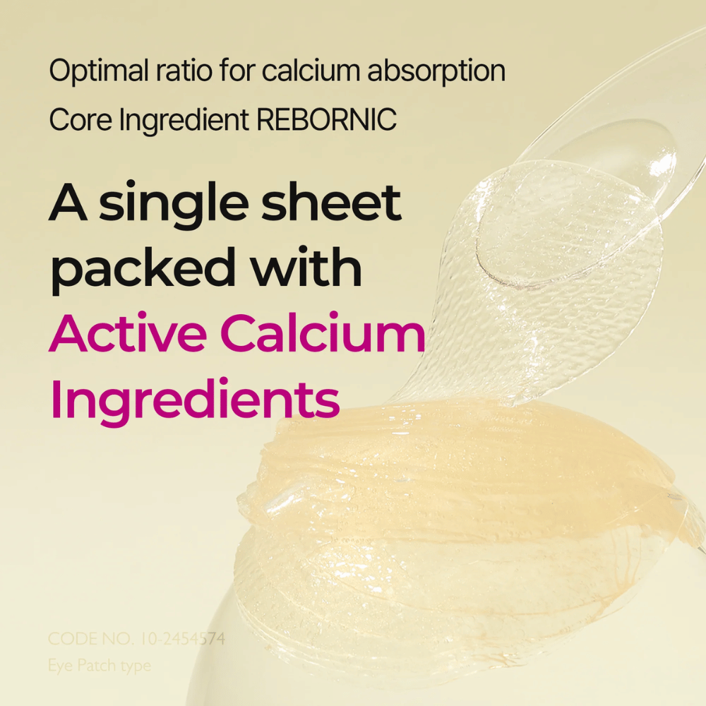 Närbild av hydrogel indränkt med aktivt kalcium i Dr. Melaxin Cemenrete Calcium Volume Eye Patch, utvecklad för optimal absorption och volymgivande effekt.