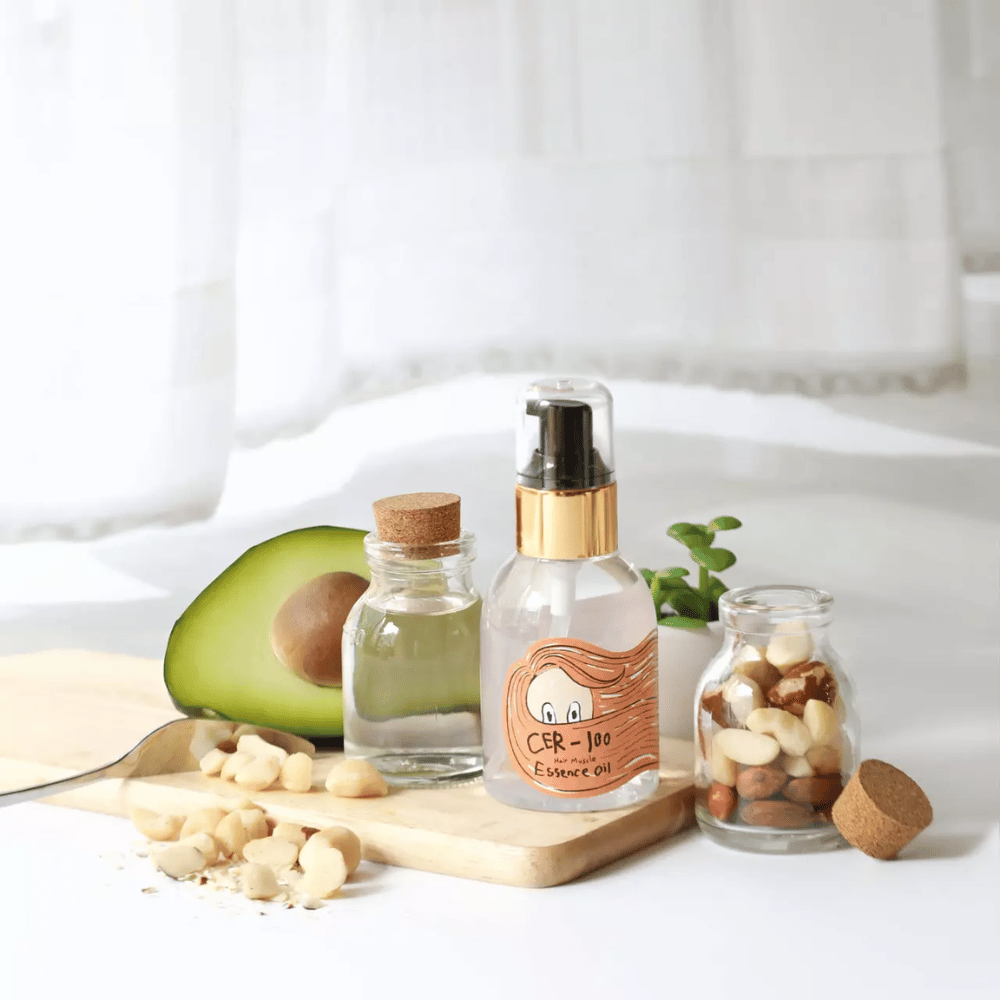 Elizavecca CER-100 Hair Muscle Essence Oil – koreansk hårolja med avokado och naturliga oljor som hjälper till att återfukta, stärka och ge glans till torrt och skadat hår.