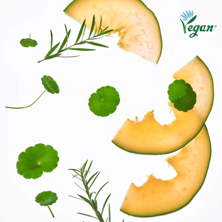 Vegansk hudvård med melon, centella asiatica och växtextrakt som lugnar huden och ger återfuktning.