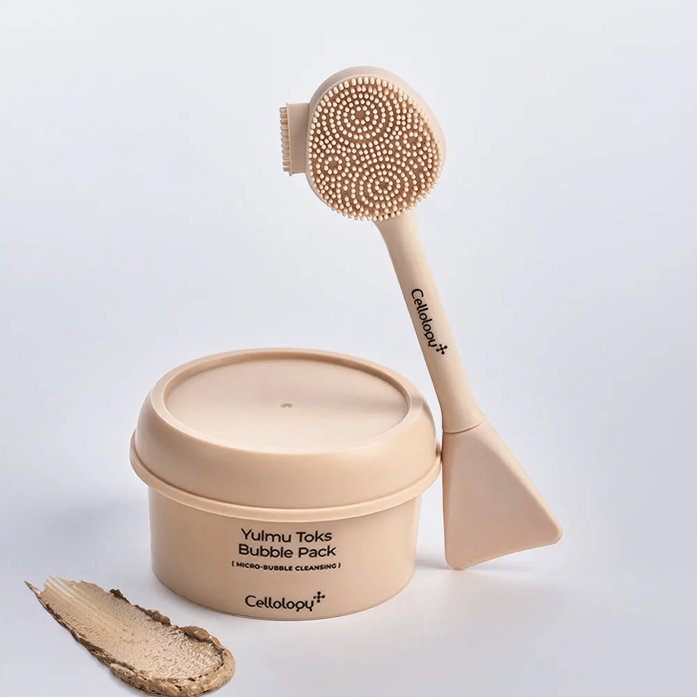 1. Cellolopy Cleaning Brush – beige rengöringsborste med silikonborst och spatel tillsammans med Yulmu Toks Bubble Pack
