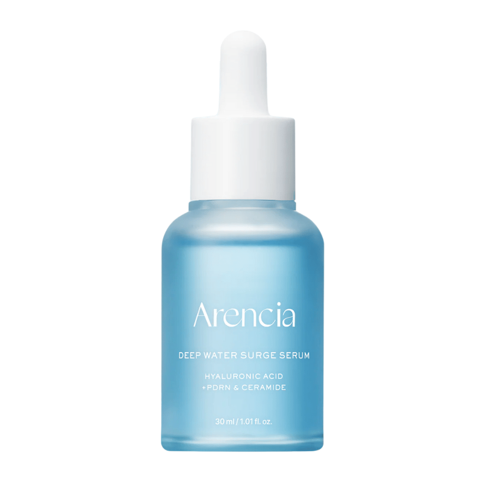 Arencia Deep Water Surge Serum 30 ml på vit bakgrund – återfuktande serum med hyaluronsyra, PDRN och ceramider för känslig, torr och fuktfattig hud.