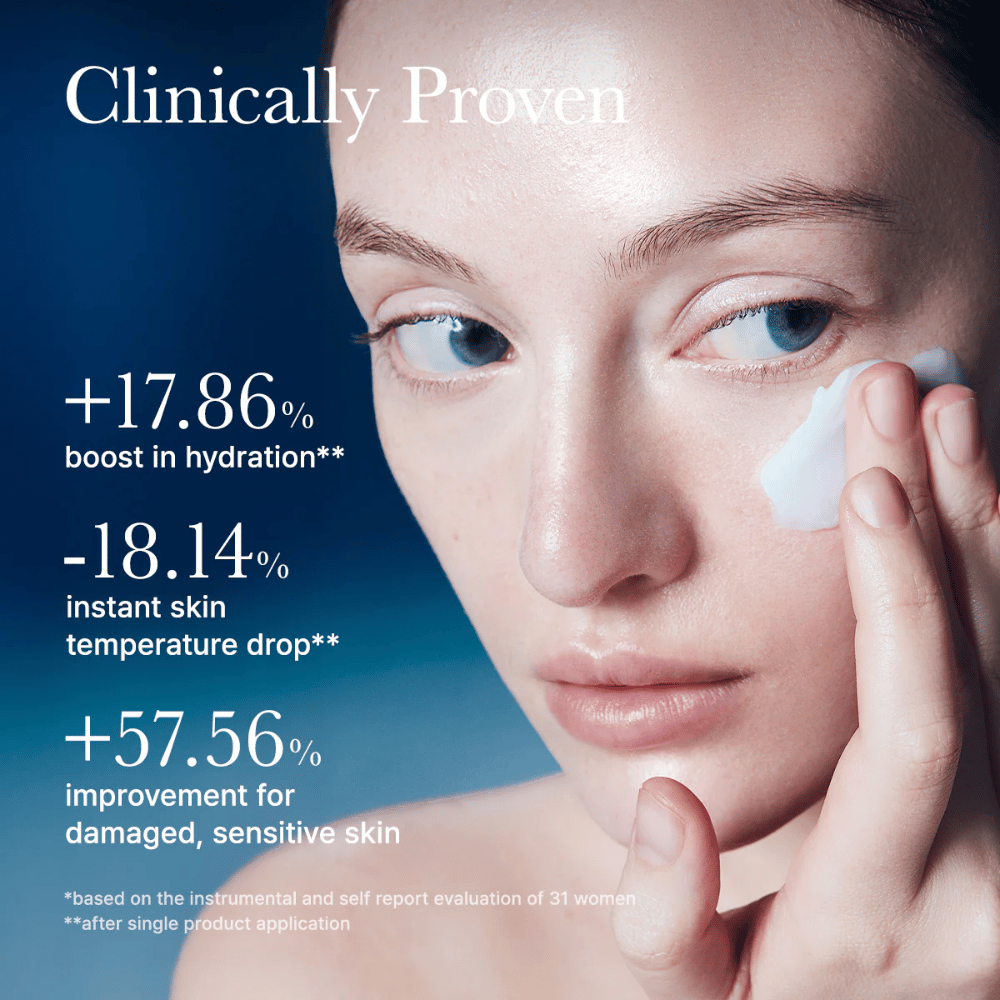 Kliniskt testad Arencia Deep Water Surge Soothing Cream som förbättrar hudens återfuktning, sänker hudtemperaturen och stärker känslig hud efter applicering.