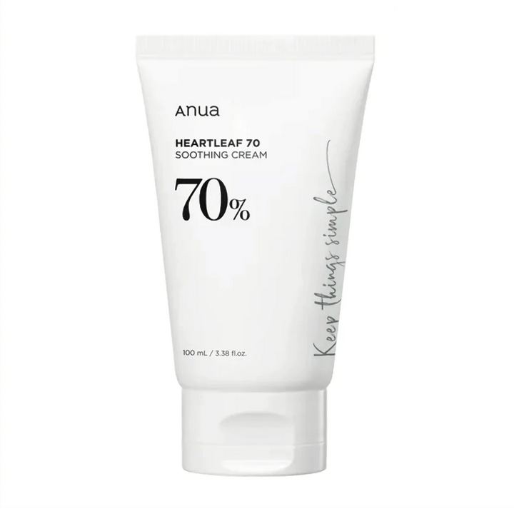 En tub av Anua Heartleaf 70 Soothing Cream på vit bakgrund.