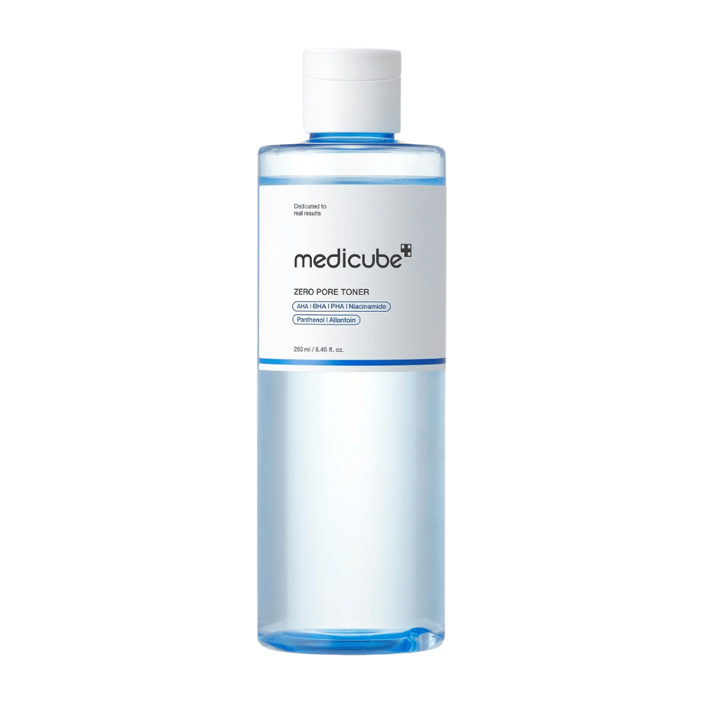 Medicube Zero Pore Toner 250 ml, exfolierande ansiktsvatten med AHA, BHA, PHA och niacinamid i en genomskinlig blå flaska mot vit bakgrund.