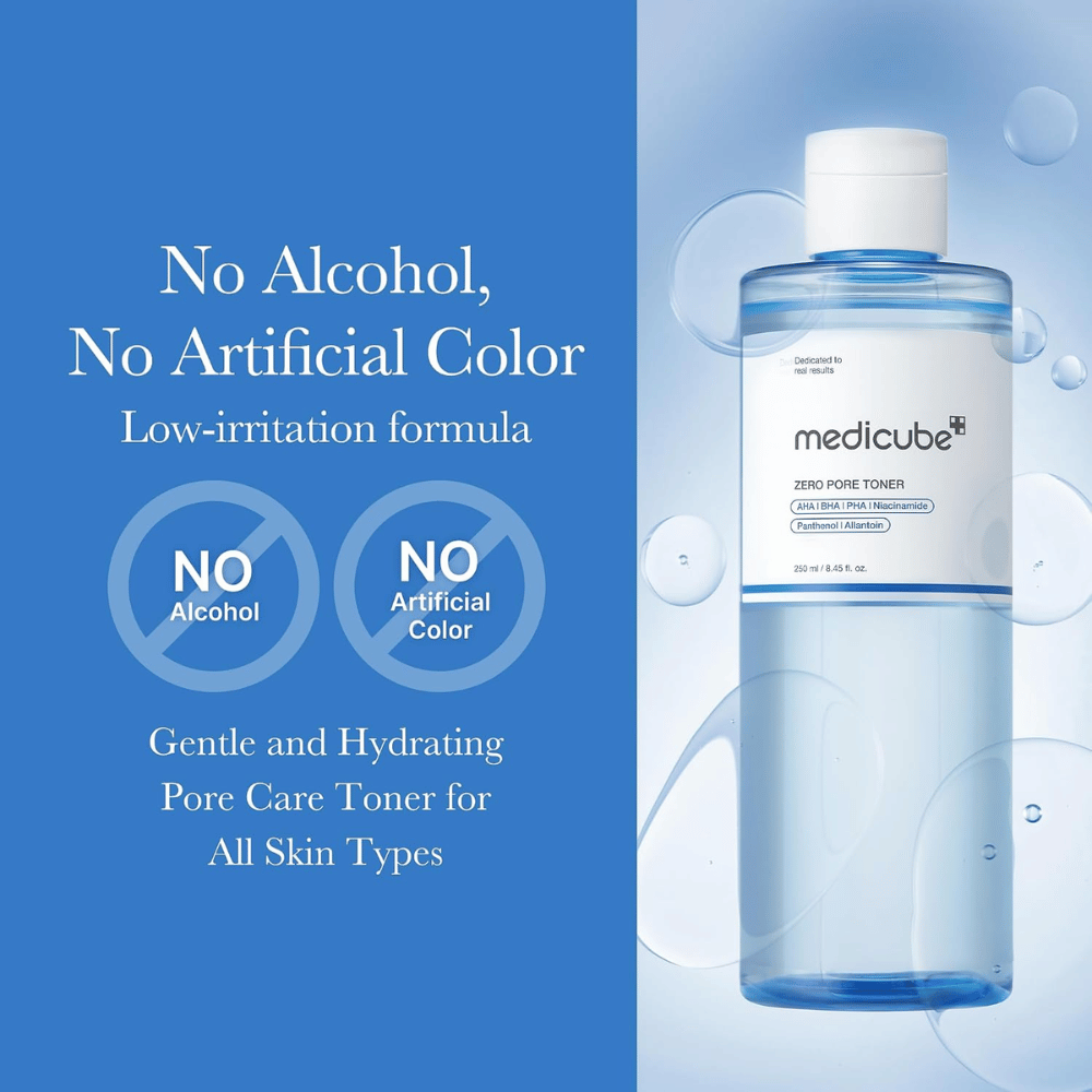 Medicube Zero Pore Toner 250 ml, återfuktande ansiktsvatten utan alkohol och artificiella färgämnen. Blå flaska med vattenbubblor.