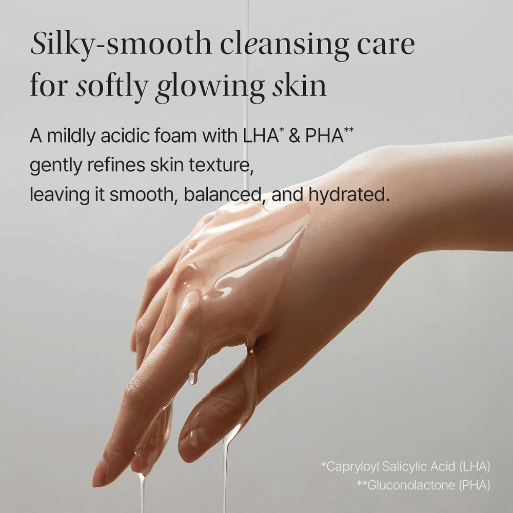 Objet by KUNDAL Moist Gleam Body Wash med LHA och PHA som exfolierar milt och hjälper huden att kännas mjuk och återfuktad.