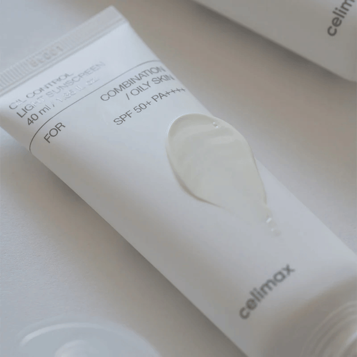 Celimax Oil Control Light Sunscreen SPF 50+ PA++++ med lätt gelkräm-textur som absorberas snabbt och lämnar huden återfuktad utan klibbig känsla