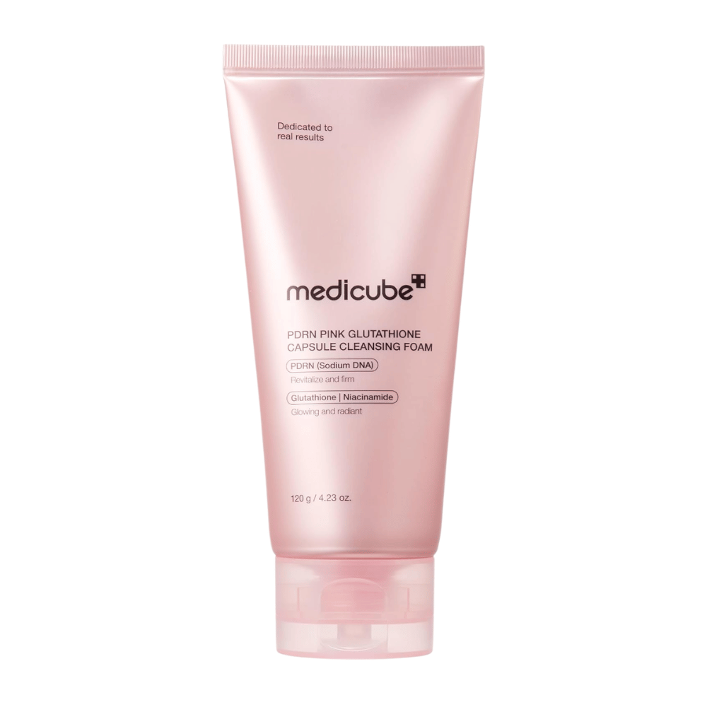 Medicube PDRN Pink Glutathione Capsule Cleansing Foam 120 g rengöringsskum med PDRN, glutation och niacinamid för strålande hud