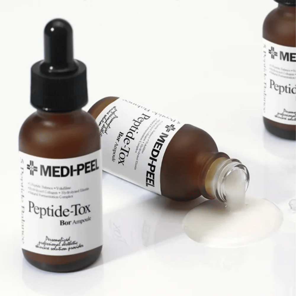 MEDI-PEEL Peptide-Tox Bor Ampoule med synlig serumtextur – anti-age serum med peptidkomplex som ger ökad elasticitet, plumpad hud och jämnare hudstruktur.