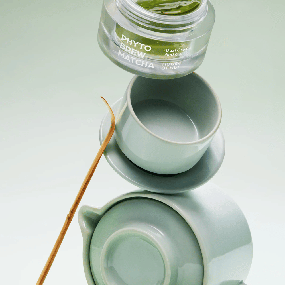 House of Hur matcha kräm med unik tvådelad formula som kombinerar lätt gel och närande kräm för anpassad hudvård