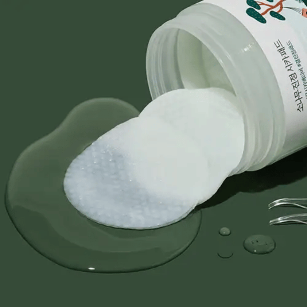ROUND LAB Pine Calming Cica Pad – lugnande toner pads med mjuk och strukturerad yta