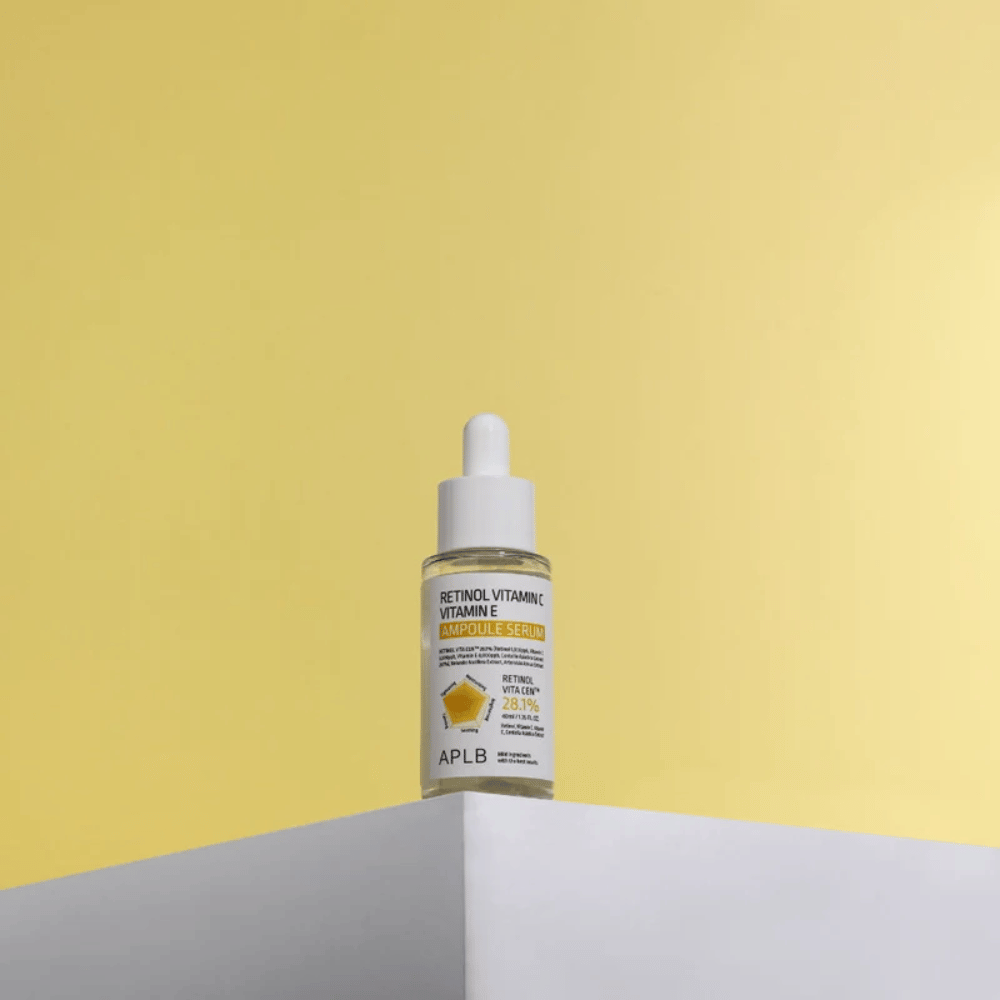 APLB Retinol Vitamin C Vitamin E Ampoule Serum 40 ml på vit piedestal