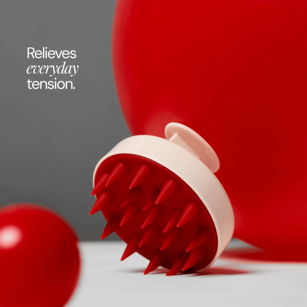 Scalp Massage Brush – massageborste för hårbotten som stödjer hårets naturliga tillväxt