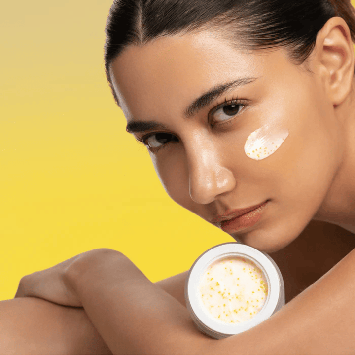 d’Alba Vita Toning Capsule Cream – koreansk ansiktskräm med vitaminkapslar som hjälper till att ge lyster, jämna ut hudtonen och återfukta huden.