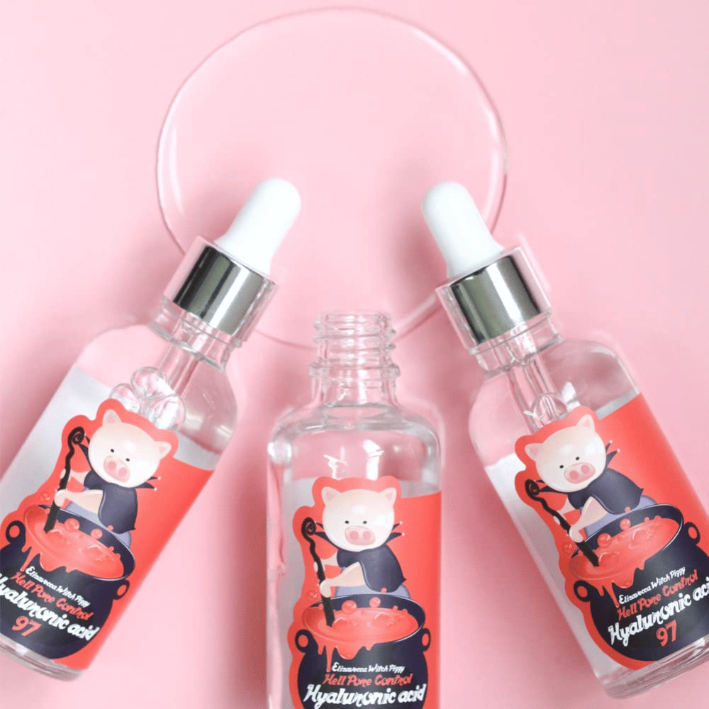 Elizavecca Witch Piggy Hell Pore Control Hyaluronic Acid 97 serum med pipett, återfuktande hyaluronsyra-serum som ger intensiv fukt och plumpande effekt.