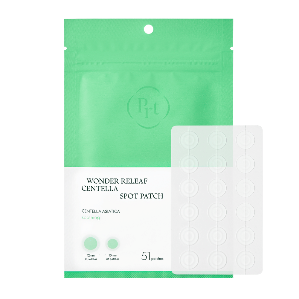 Produktbild av Purito Wonder Releaf Centella Spot Patch med förpackning och 51 genomskinliga acneplåster i två storlekar för effektiv punktbehandling.