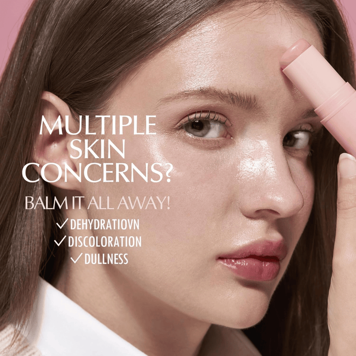 KAHI Wrinkle Bounce Multi Balm appliceras på ansiktet för återfuktning, lyster och förbättrad hudelasticitet mot torrhet och glåmig hud.