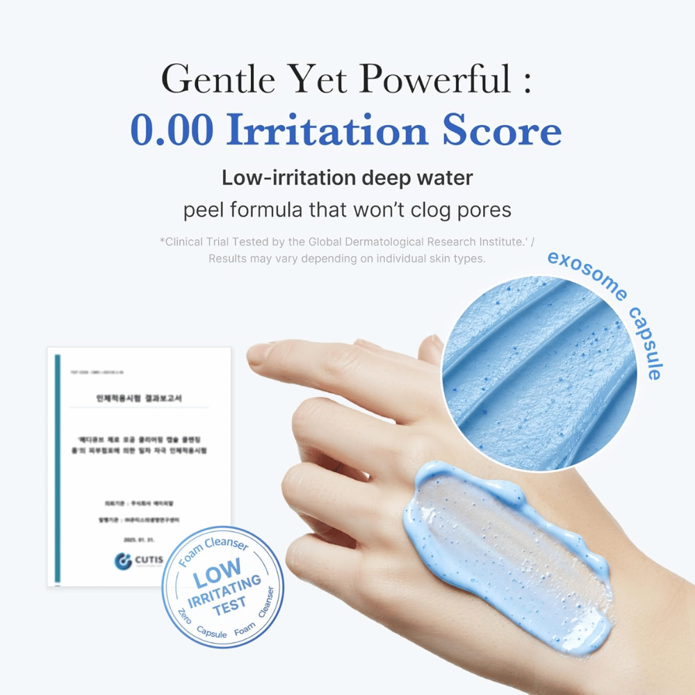 Medicube Zero Pore SA Clear Capsule Cleansing Foam – låg-irriterande rengöring med blå kapslar som exfolierar huden skonsamt och rengör porer på djupet.