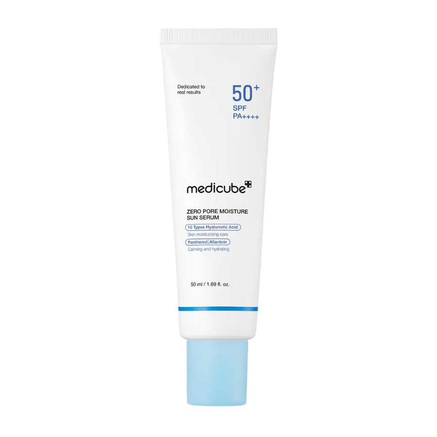 Medicube Zero Pore Moisture Sun Serum SPF50+ PA++++ 50 ml. Solserum med lätt konsistens som återfuktar huden, hjälper till att vårda porernas utseende och skyddar mot UVA- och UVB-strålar.