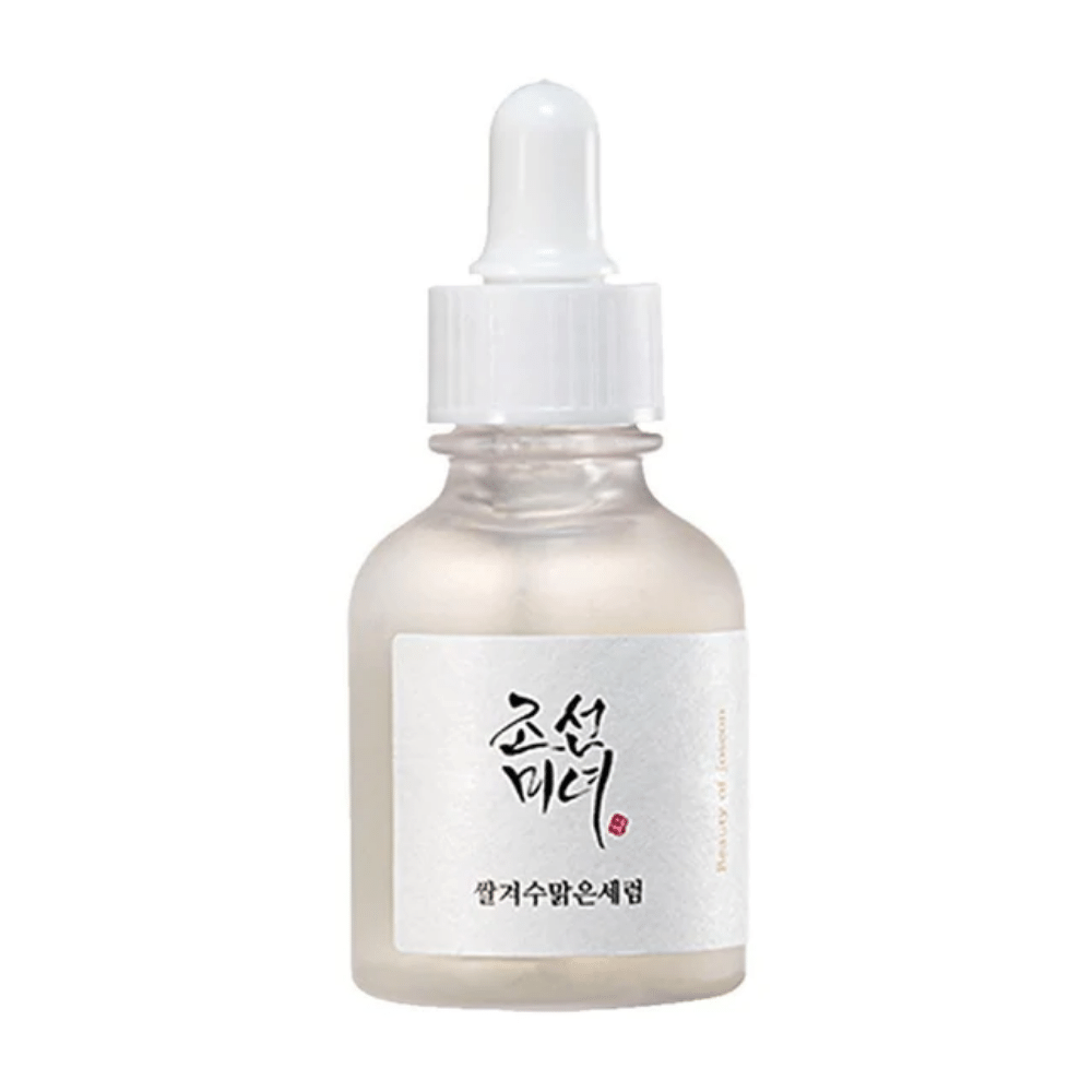 En flaska Beauty of Joseon Glow Deep Serum 30ml på vit bakgrund.